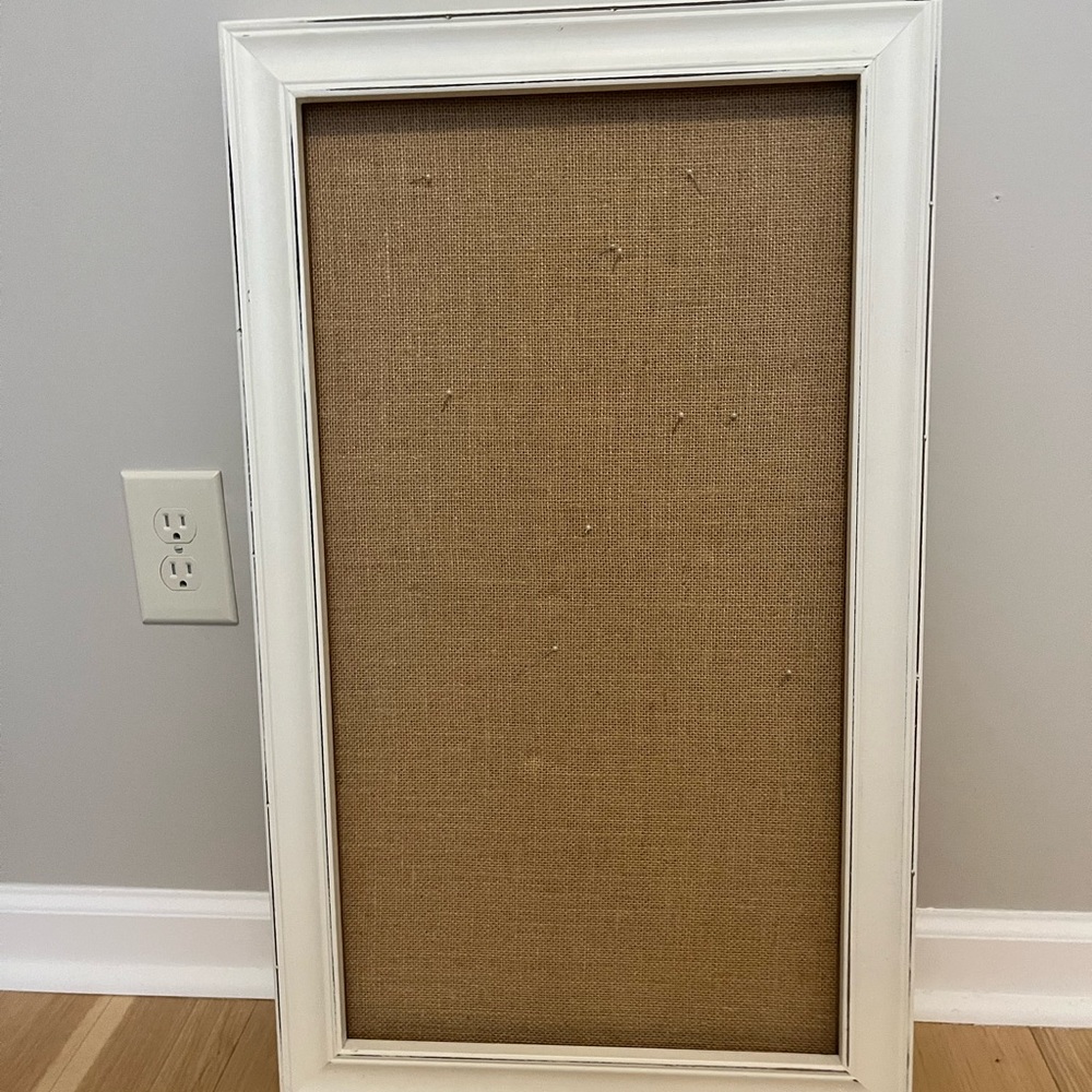 Wall decor sign. Pushpins included. Farmhouse style.